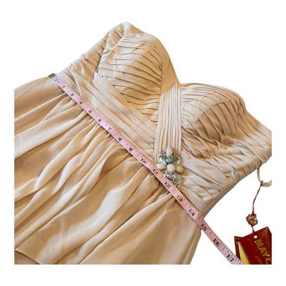 May Queen Couture Champagne Chiffon Sweetheart‎ Neckline Rhinestone Brooch Dress - Picture 7 of 16